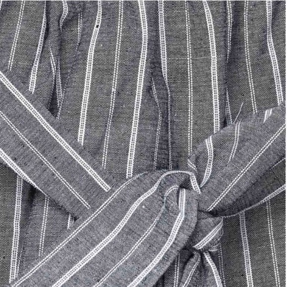 Striped “Paper Bag” Fabric Shorts🔥 - Picture 4 of 4